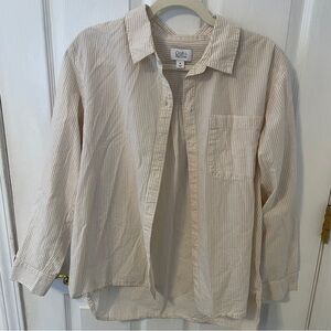 Craft & Barrow cream and white pinstripe cotton button up size medium